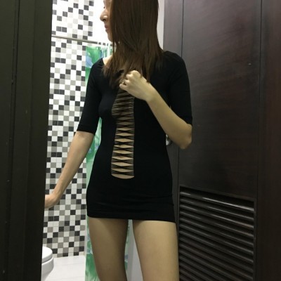 人妻