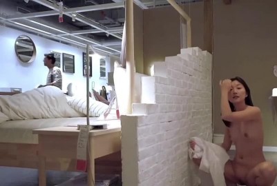 逛知名家具賣場大膽自慰都有行人路過