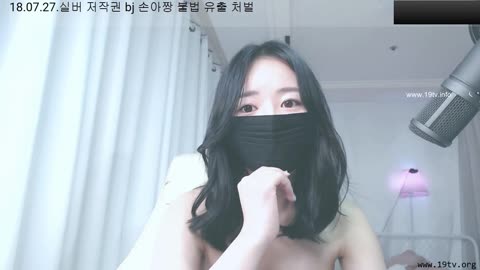 韓國18禁色情視訊女主播搔首弄姿誘惑21