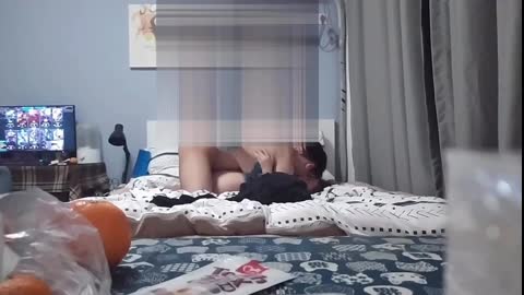 強推漂亮大一嫩妹