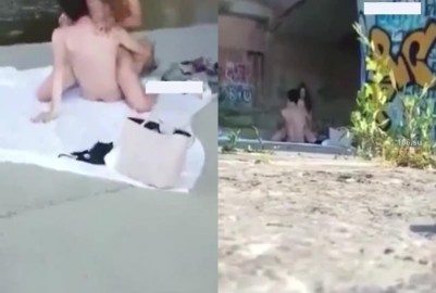 大白天天橋底大戰被拍 - 黑料不打烊