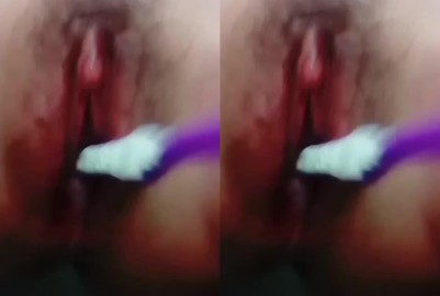 用牙刷自慰