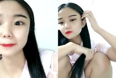 清純女孩好騷
