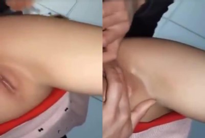 熱門網紅推特-趁所有同學去做早操把女學生叫到辦公室玩弄開發破處,毛都還冇有長齊粉嫩的小鮑魚聽聲音就知道水很多-美穴白虎
