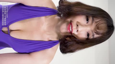 正妹家教劉芳岑緊身裝運動時間