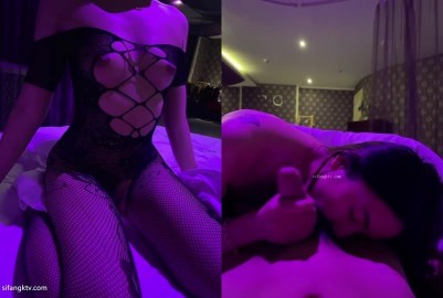 清純女友怎麼可能這麼反差
