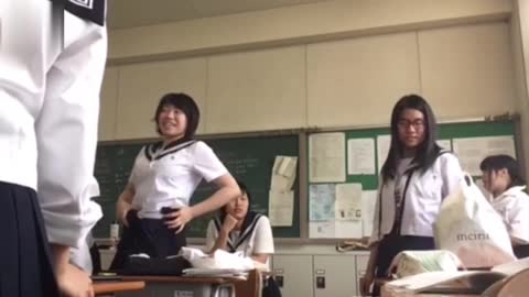 制服少女達の著替え