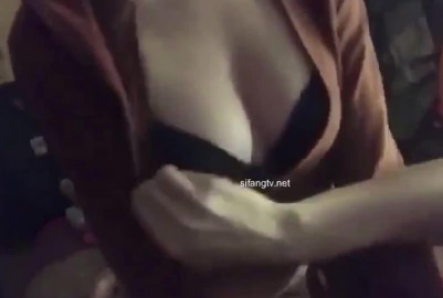 情侶洩密系列自拍誘惑自慰黑色內衣