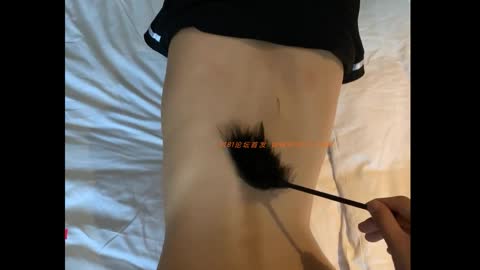呆哥精品約會微SM系列篇 全套工具齊上車模amy給妹子折磨的不行無套一頓玩 弄後口爆吞精