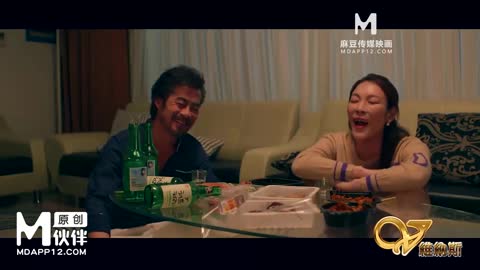 國產AV 維納斯傳媒 VNS006 空姐的婆家人