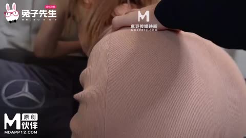 國產AV 麻豆傳媒 兔子先生監制 TZ153 日本少女VS歐美巨根