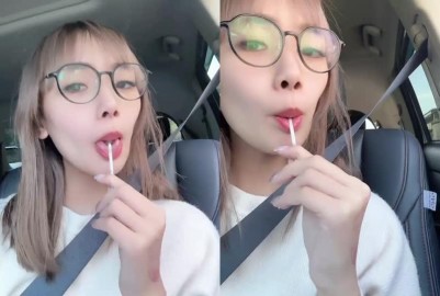 Rina桃園娜美-跟粉絲出遊,在車上勾引他XD
