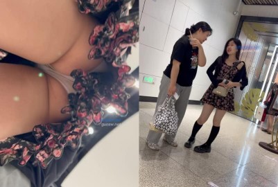 【 KFC-107 】⭐⭐一笑很像楊穎的靚女逛街，極品翹臀燒窄內