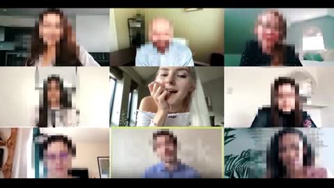 銀發小騷貨視頻自慰不過癮找個男人射滿 #歐美
