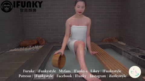 湯女♨️遮不住的巨乳教練 秦湘