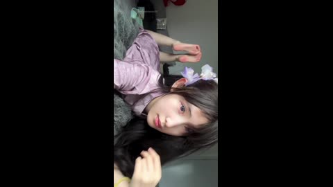 【张人o】最新爆料，抖音微博究极反差高颜露脸女大无水隐私流出，宿舍自慰性爱，典型表里不一母狗 (14)