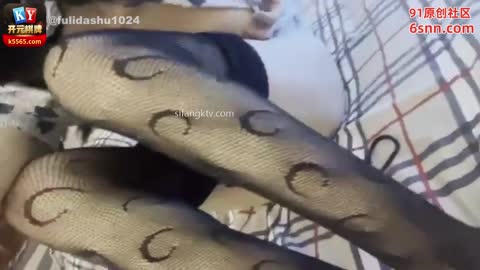 福利姬【鱼鱼】 (77)