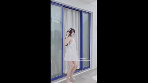 B站福利姬【咬一口兔娘】 (10)